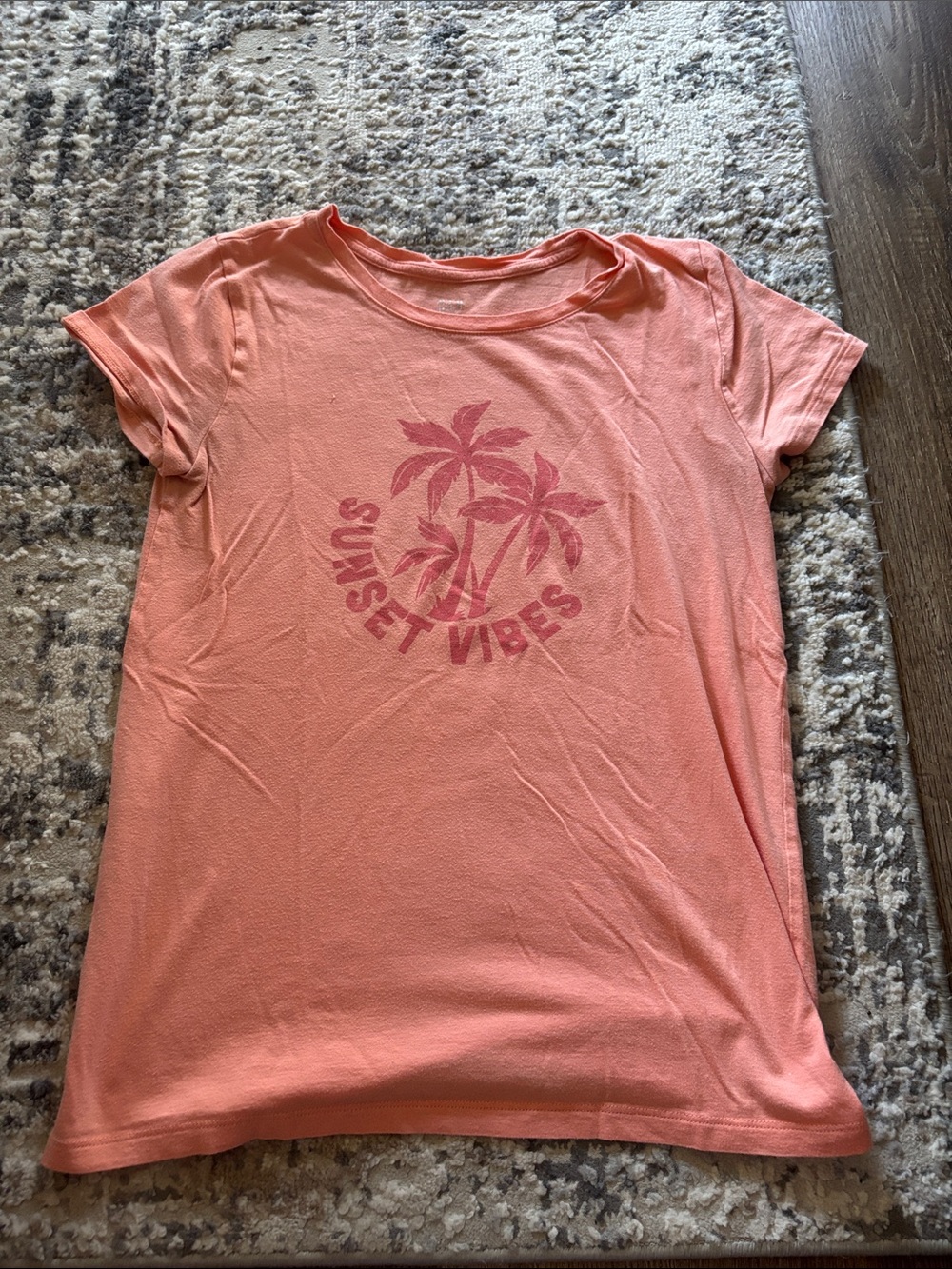 GAP Coral Pink "Sunset Vibes" Graphic Tee